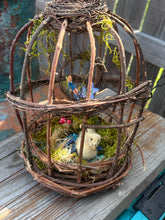 Load image into Gallery viewer, Oditty Terrarium