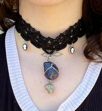 Load image into Gallery viewer, Custom Wire-Wrapped Jewelry
